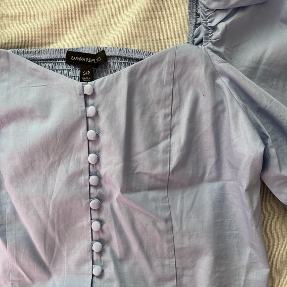 Banana Republic Blouse - Picture 2 of 3